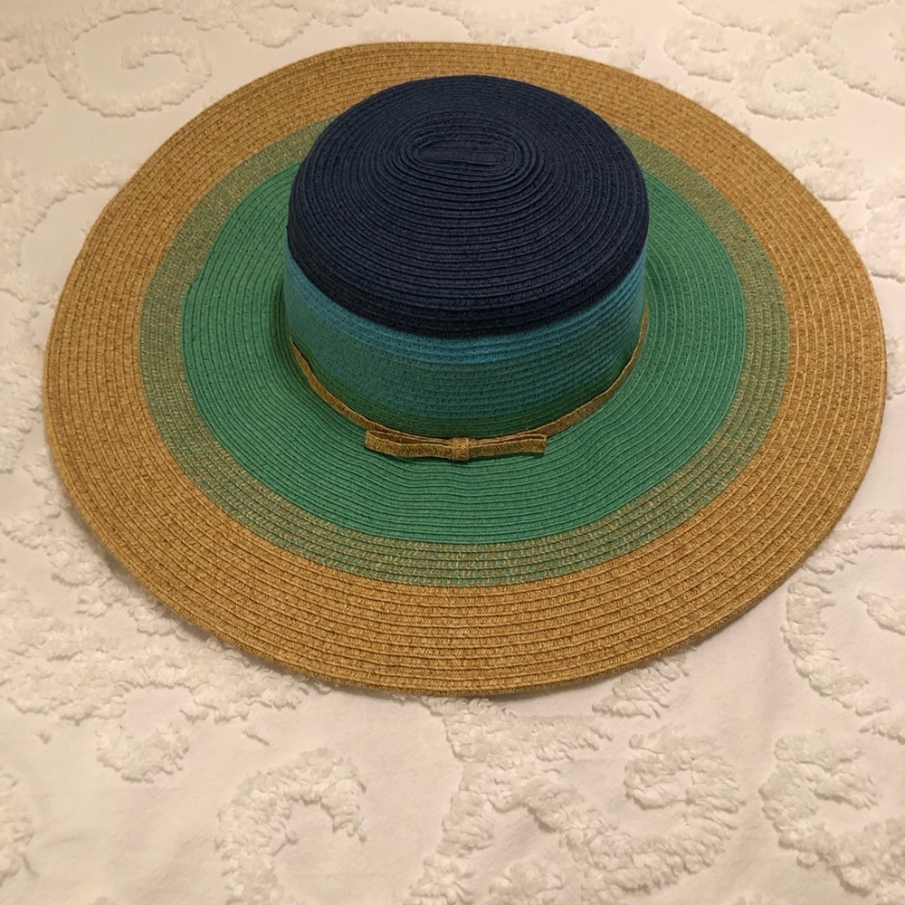 Beach hat
